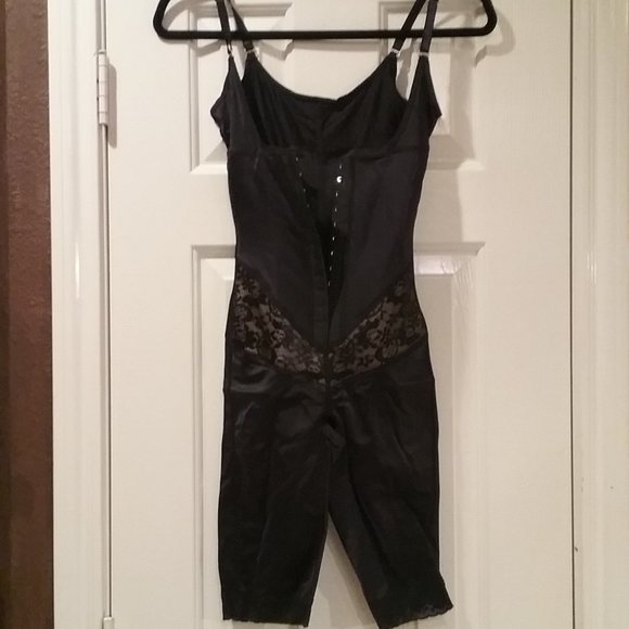 TLC KAPRESE Bodyshaper  NWOT - Picture 11 of 13